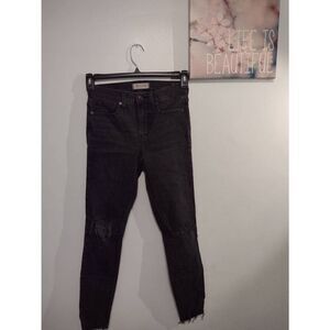 Madewell size 26 Black Destroyed 9" High Rise Skinny Jeans